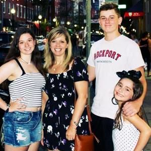 Meet your Posher, Tracy